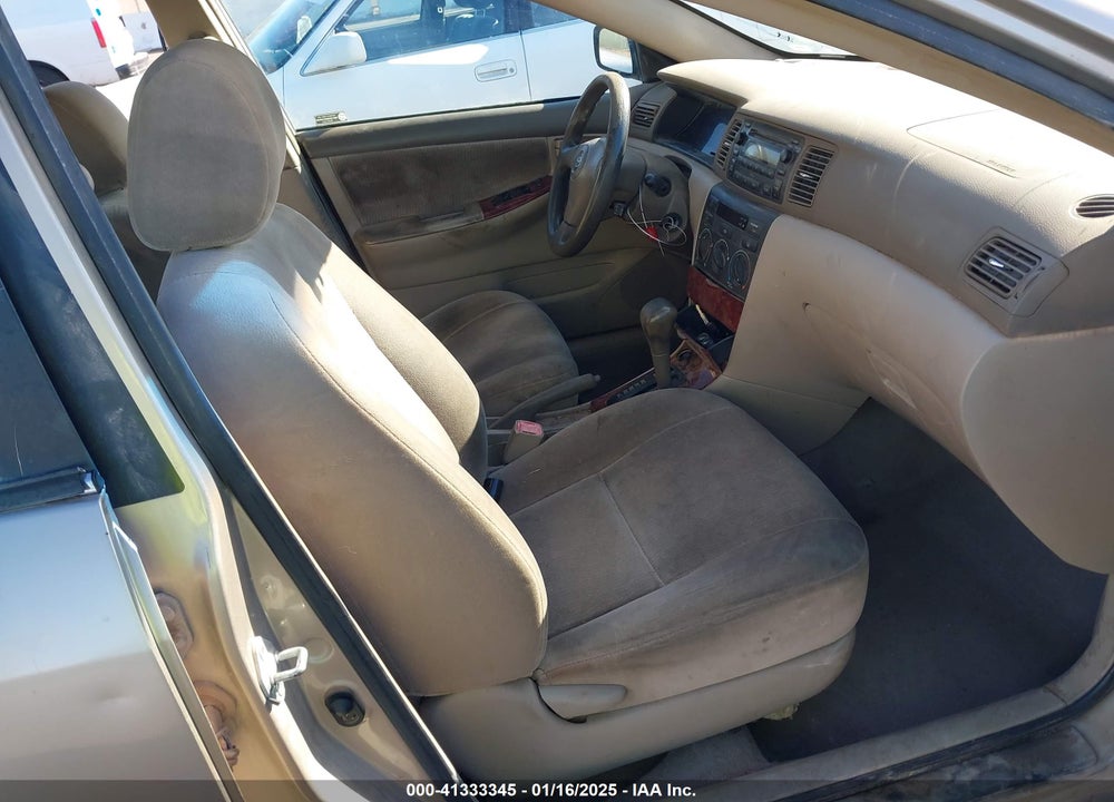 2005 TOYOTA COROLLA LE VIN: 1NXBR32E05Z444239