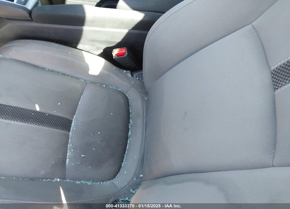 2019 HONDA CIVIC VIN: 19XFC1F33KE008791
