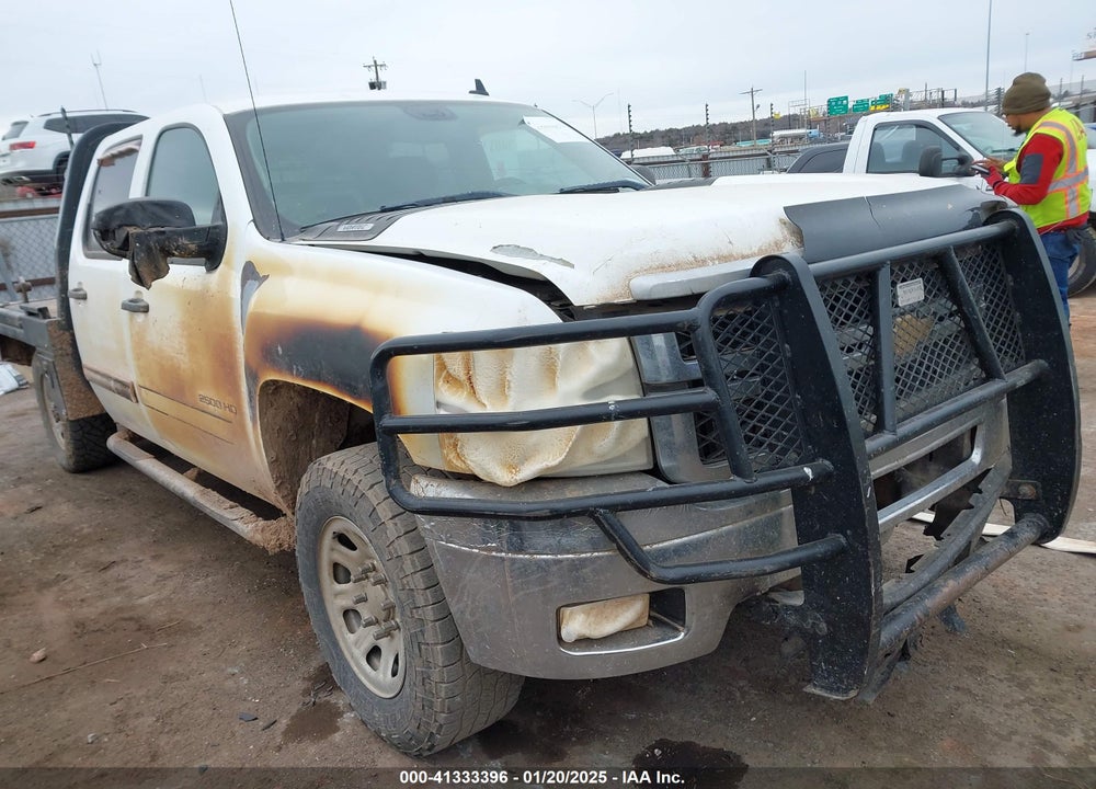 2011 CHEVROLET SILVERADO 2500HD LT VIN: 1GC1KXCG7BF224768