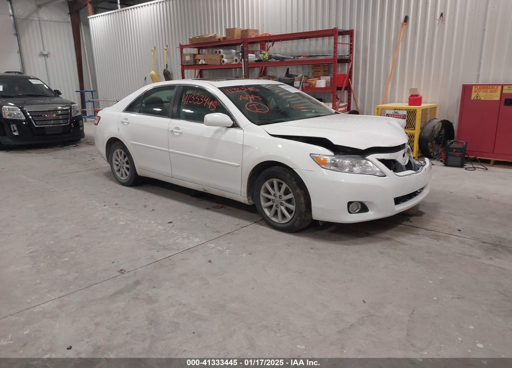 2011 TOYOTA CAMRY XLE V6 VIN: 4T1BK3EK0BU623723