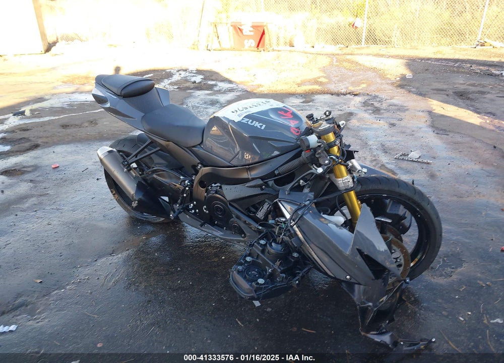2025 SUZUKI GSX-R750 VIN: JS1GR7MA3S7100114