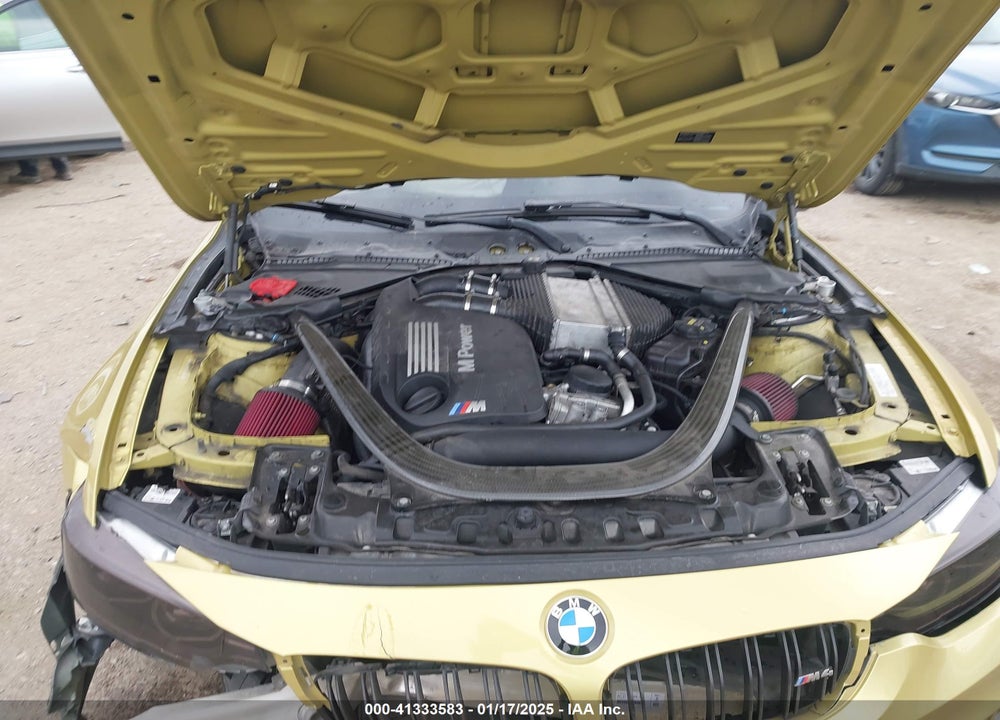 2015 BMW M4 VIN: WBS3R9C51FK332338