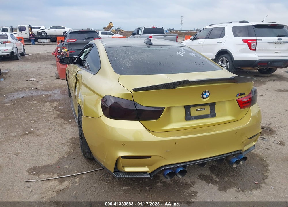 2015 BMW M4 VIN: WBS3R9C51FK332338