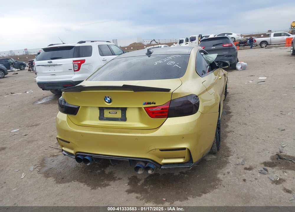 2015 BMW M4 VIN: WBS3R9C51FK332338