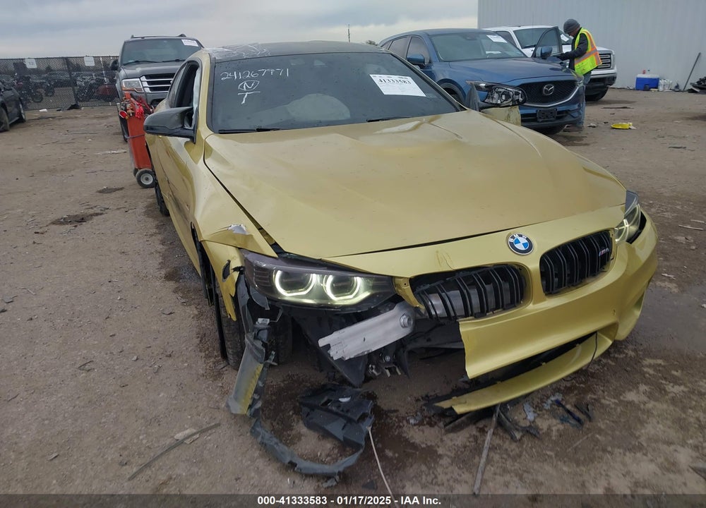2015 BMW M4 VIN: WBS3R9C51FK332338