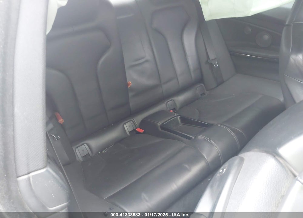 2015 BMW M4 VIN: WBS3R9C51FK332338