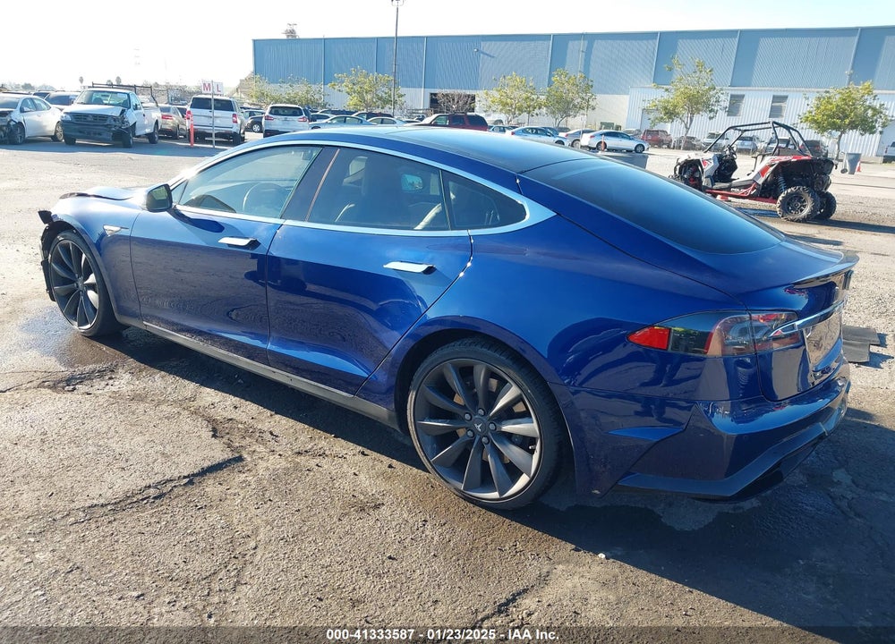 2016 TESLA MODEL S VIN: 5YJSA1E23GF131831