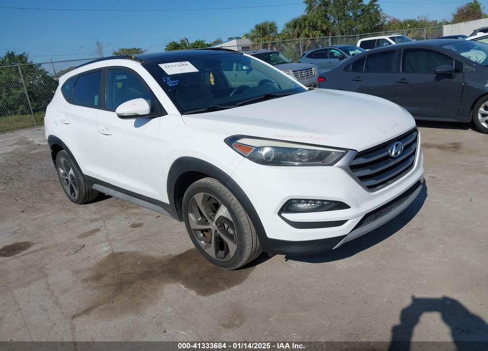 2018 HYUNDAI TUCSON VALUE VIN: KM8J33A22JU635823