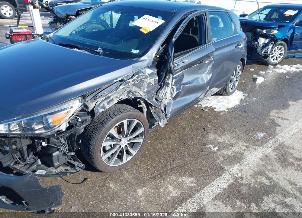 2019 HYUNDAI ELANTRA GT VIN: KMHH35LE3KU110644