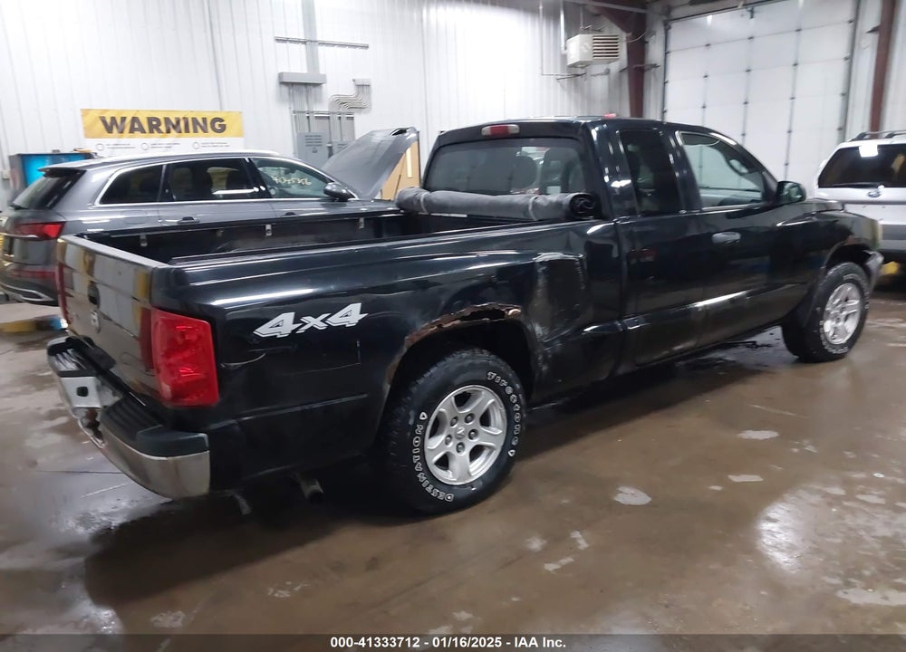 2005 DODGE DAKOTA SLT VIN: 1D7HW42K95S252337