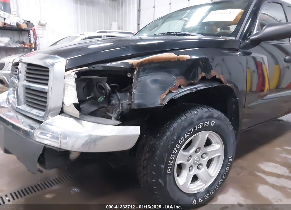 2005 DODGE DAKOTA SLT VIN: 1D7HW42K95S252337