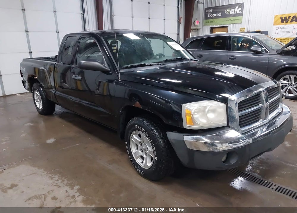 2005 DODGE DAKOTA SLT VIN: 1D7HW42K95S252337