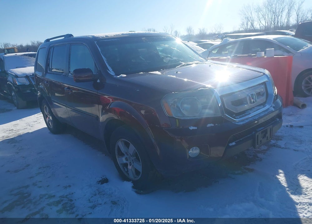 2011 HONDA PILOT EX VIN: 5FNYF4H43BB024037