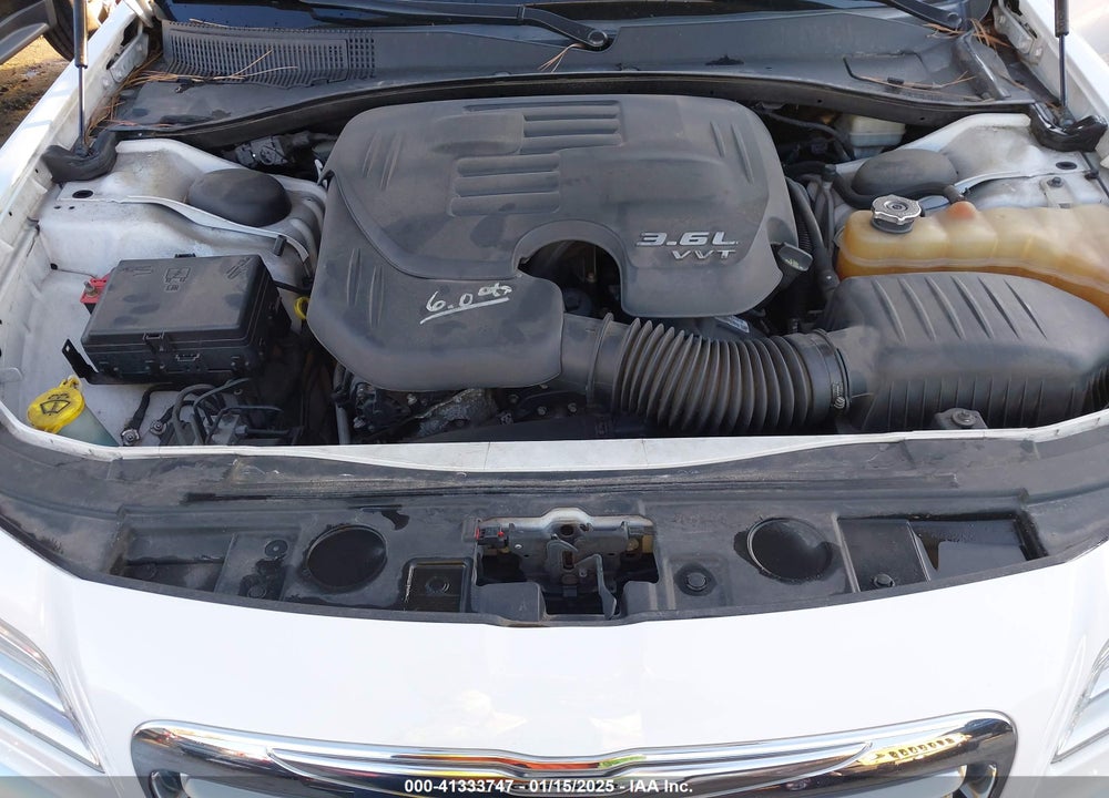 2013 CHRYSLER 300C VIN: 2C3CCAEG1DH630325