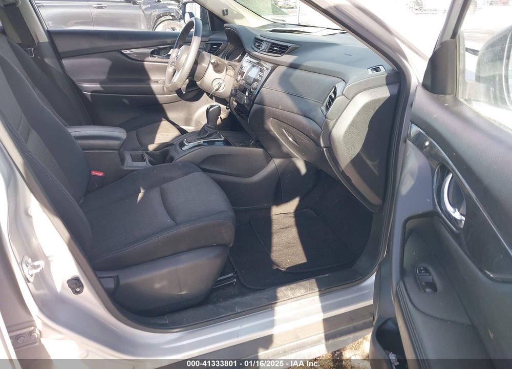 2017 NISSAN ROGUE S VIN: JN8AT2MT5HW148251