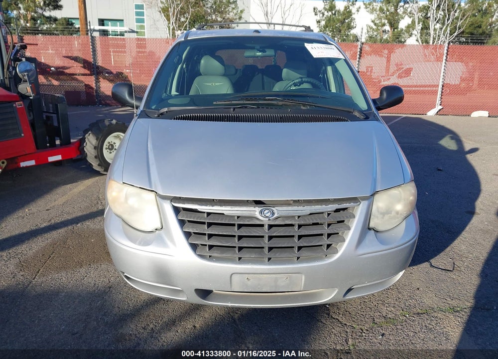 2007 CHRYSLER TOWN & COUNTRY LX VIN: 2A4GP44R87R352599
