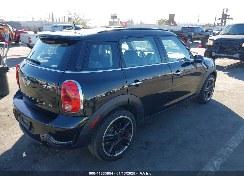 2013 MINI COUNTRYMAN COOPER S VIN: WMWZC3C51DWP23444