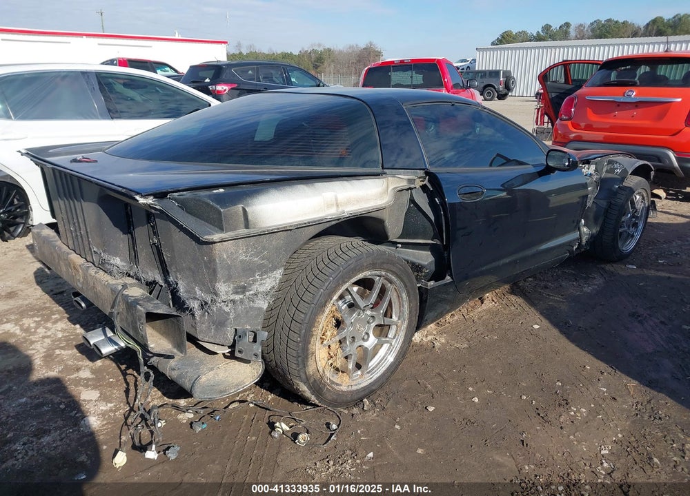 2002 CHEVROLET CORVETTE VIN: 1G1YY22G225111567
