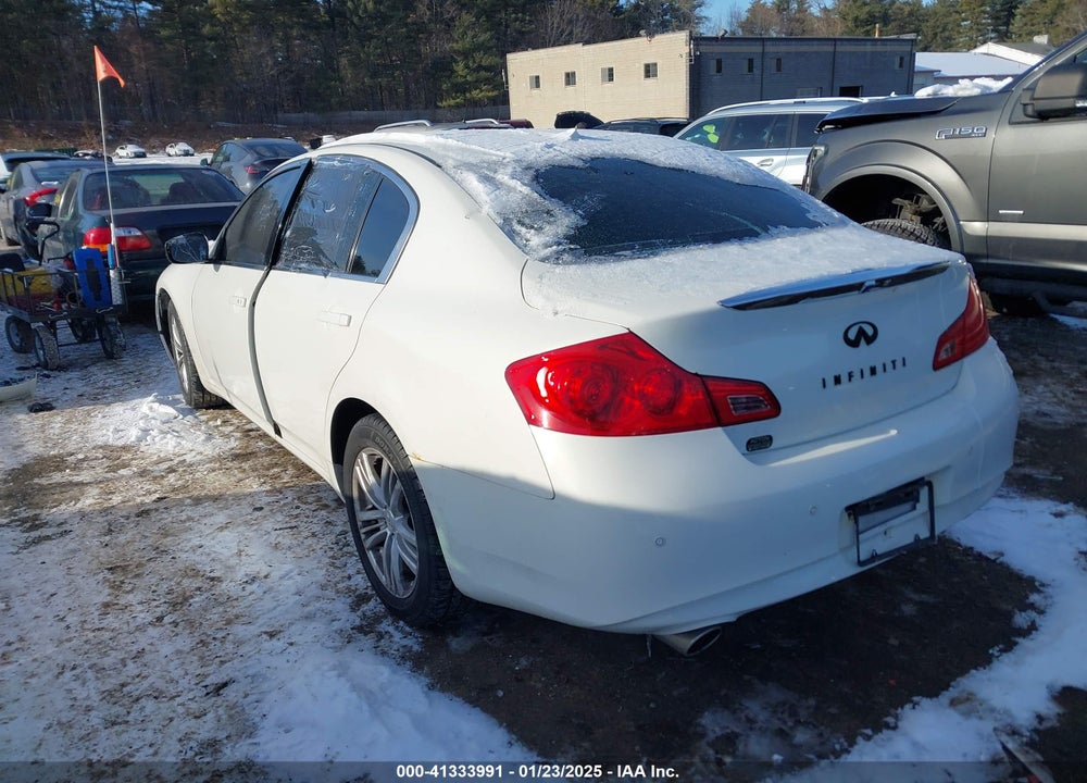2011 INFINITI G37X VIN: JN1CV6AR2BM352946