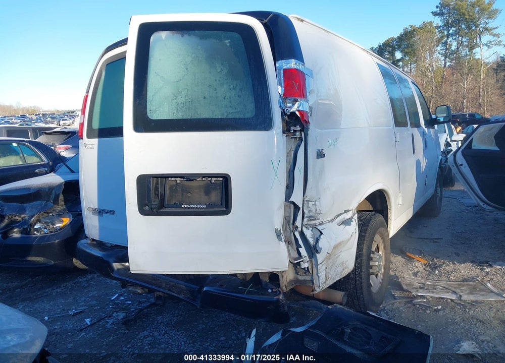 2021 CHEVROLET EXPRESS CARGO RWD 2500 REGULAR WHEELBASE WT VIN: 1GCWGAF76M1175319