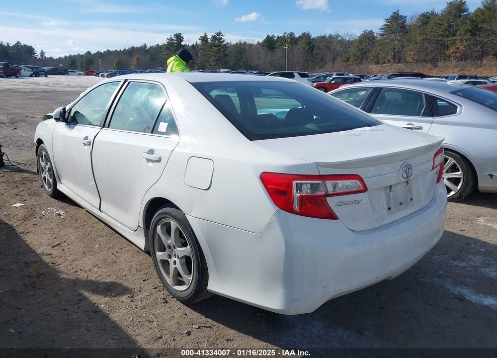 2014 TOYOTA CAMRY SE VIN: 4T1BF1FK6EU326192