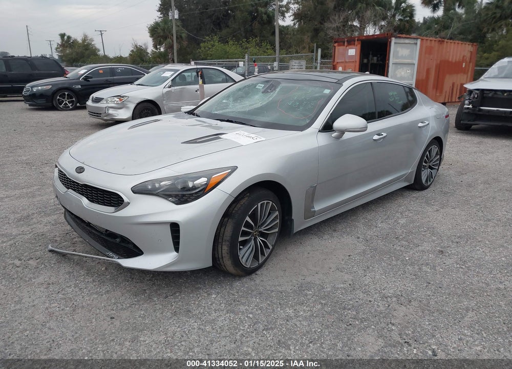 2018 KIA STINGER VIN: KNAE25LA6J6017589