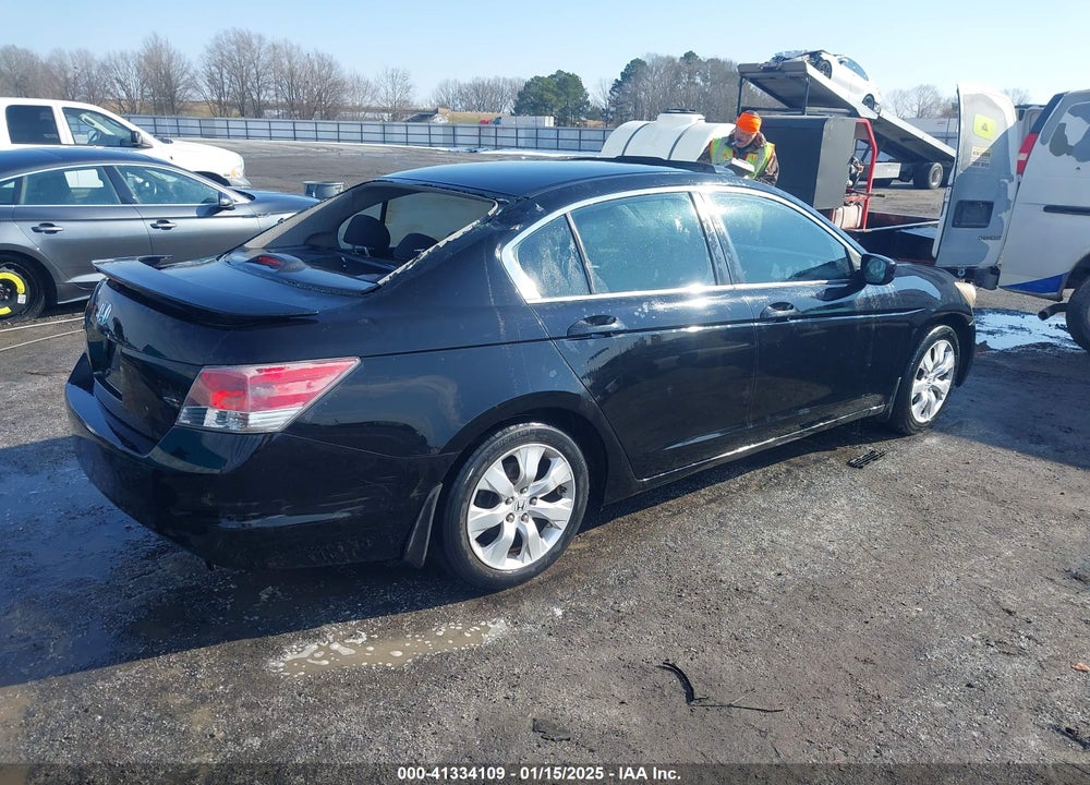 2008 HONDA ACCORD 2.4 EX VIN: JHMCP26738C035858