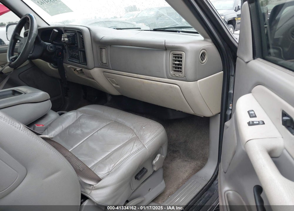 2002 CHEVROLET SUBURBAN 1500 LS VIN: 3GNEC16Z42G320727