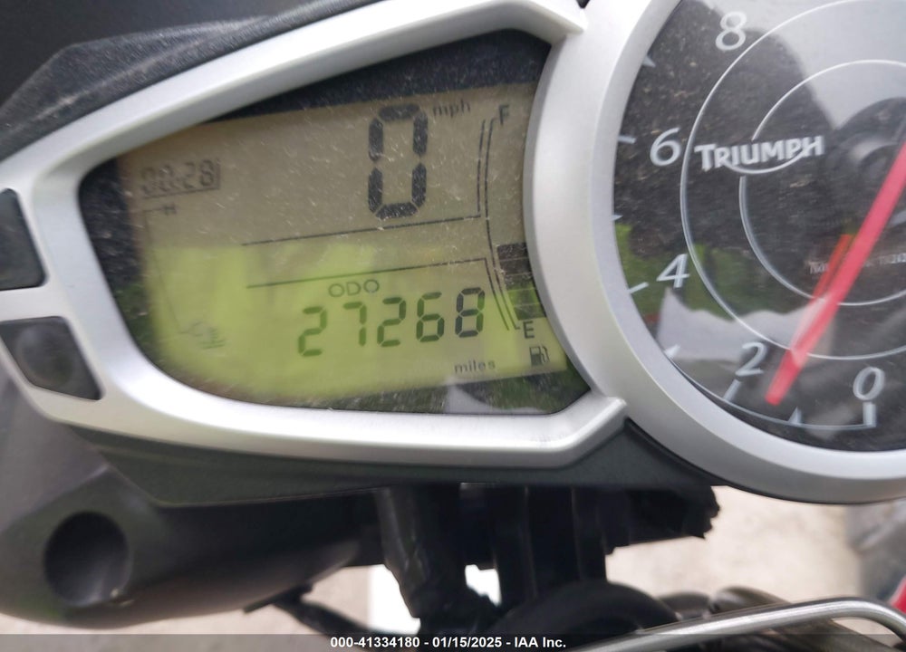 2011 TRIUMPH MOTORCYCLE SPEED TRIPLE VIN: SMTN00PK6BJ487183