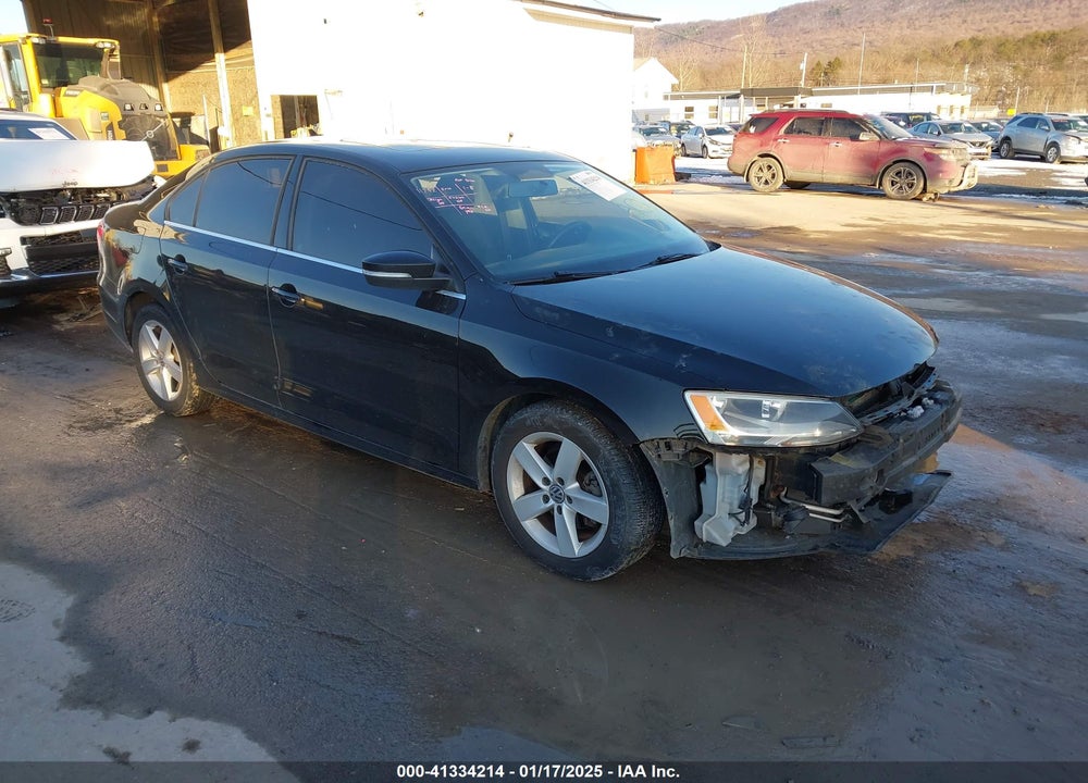 2013 VOLKSWAGEN JETTA 2.0L TDI VIN: 3VWLL7AJ6DM381390