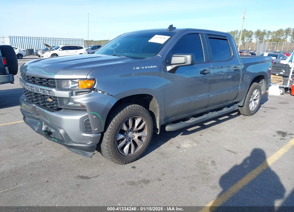 2020 CHEVROLET SILVERADO 1500 4WD SHORT BED CUSTOM VIN: 3GCPYBEH9LG449520