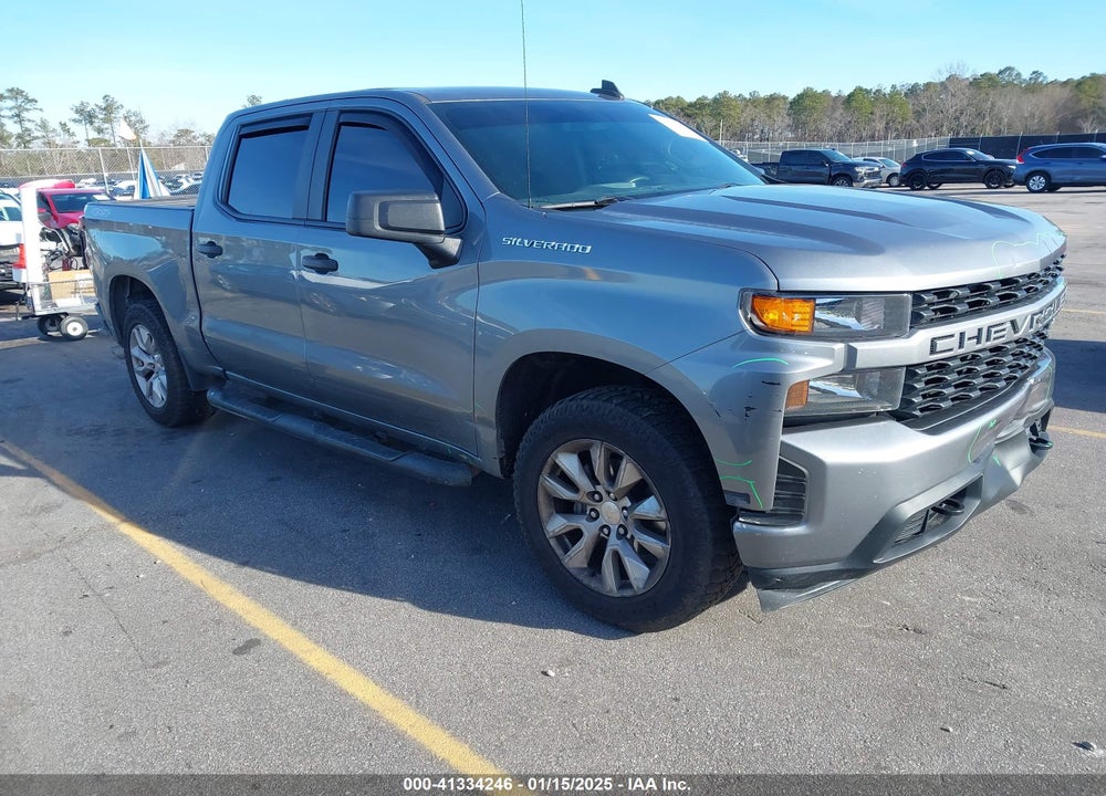 2020 CHEVROLET SILVERADO 1500 4WD SHORT BED CUSTOM VIN: 3GCPYBEH9LG449520
