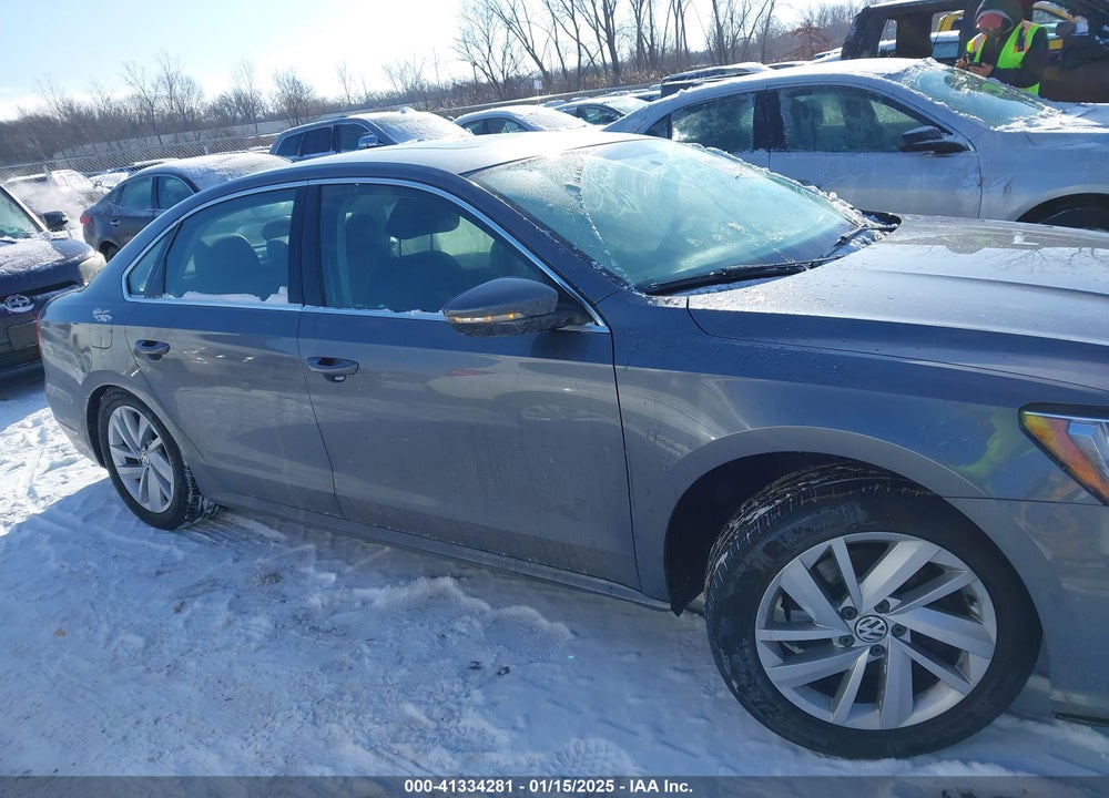 2018 VOLKSWAGEN PASSAT VIN: 1VWBA7A3XJC041885