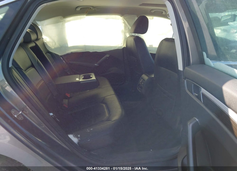 2018 VOLKSWAGEN PASSAT VIN: 1VWBA7A3XJC041885