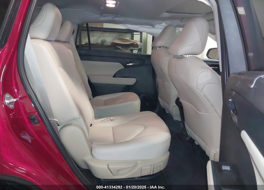 2024 TOYOTA HIGHLANDER VIN: 5TDKARAH0RS530851