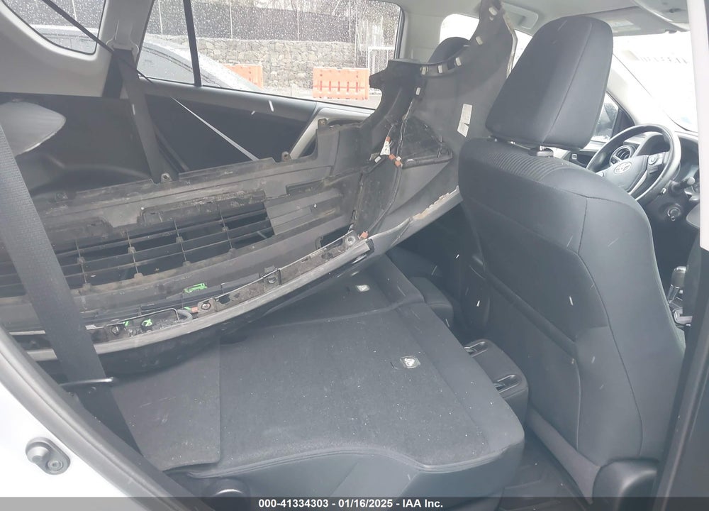 2017 TOYOTA RAV4 LE VIN: 2T3BFREV9HW662621