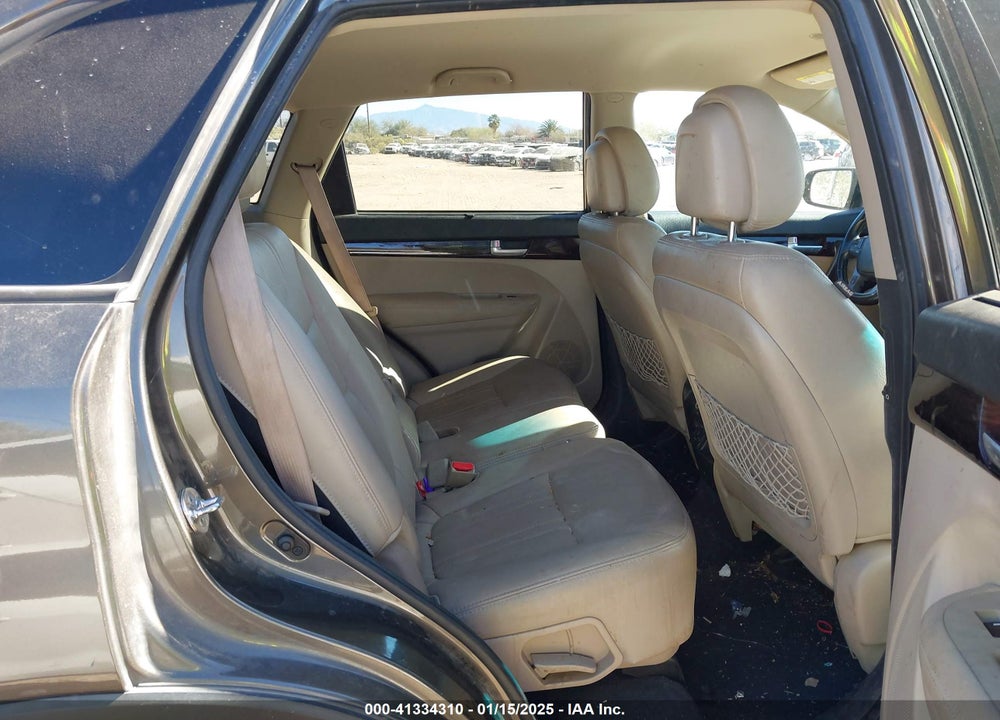 2014 KIA SORENTO EX V6 VIN: 5XYKU4A70EG507207