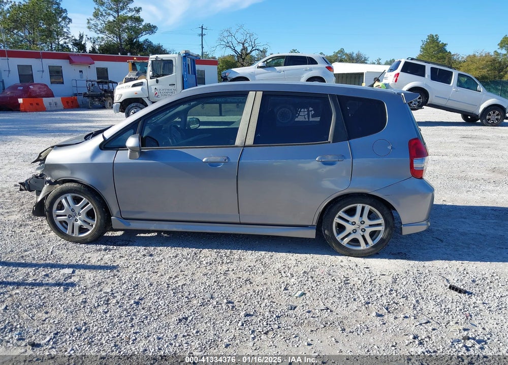 2008 HONDA FIT SPORT VIN: JHMGD38628S058526