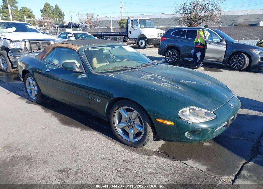1999 JAGUAR XK8 VIN: SAJGX2049XC039317