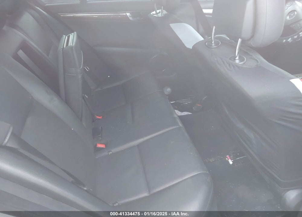 2010 MERCEDES-BENZ C-CLASS C 300 SPORT/LUXURY 4MATIC VIN: WDDGF8BBXAR113287