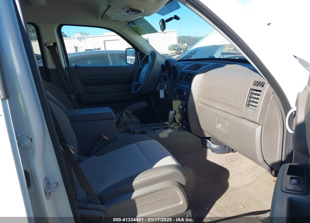 2007 DODGE NITRO SXT VIN: 1D8GT28KX7W591146