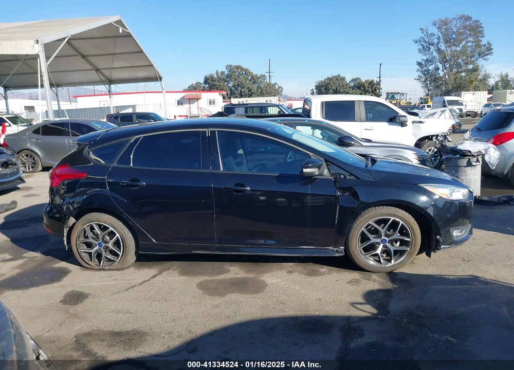 2016 FORD FOCUS VIN: 1FADP3K29GL380001