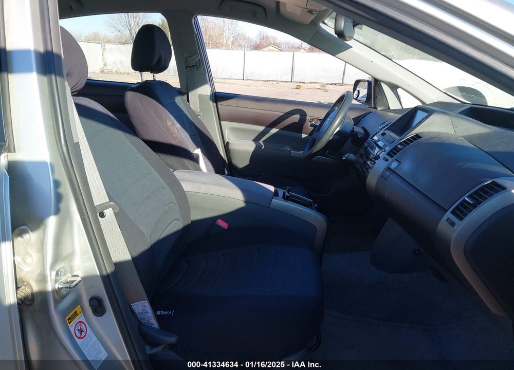 2005 TOYOTA PRIUS VIN: JTDKB20U653114835