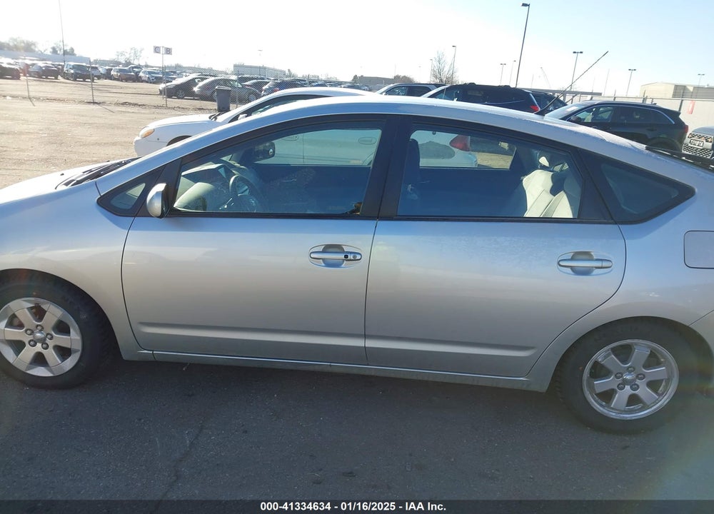 2005 TOYOTA PRIUS VIN: JTDKB20U653114835