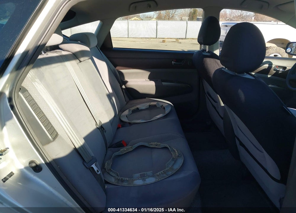 2005 TOYOTA PRIUS VIN: JTDKB20U653114835