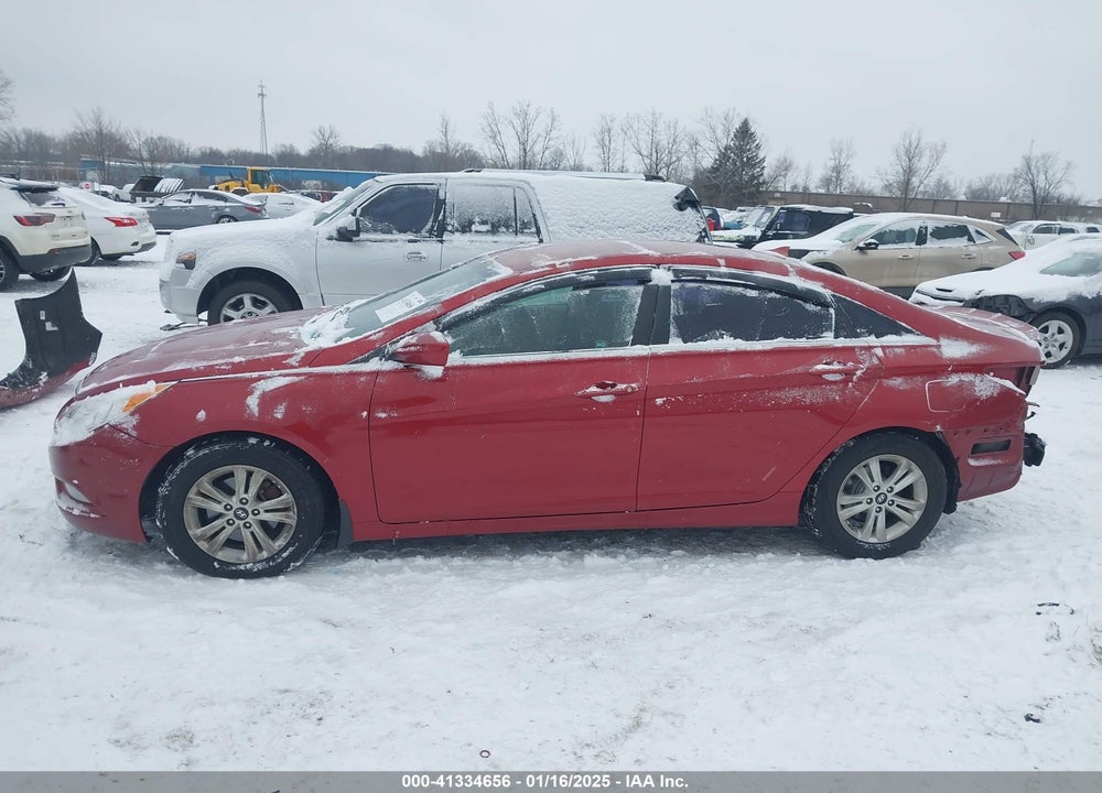 2013 HYUNDAI SONATA VIN: 5NPEB4AC8DH730649