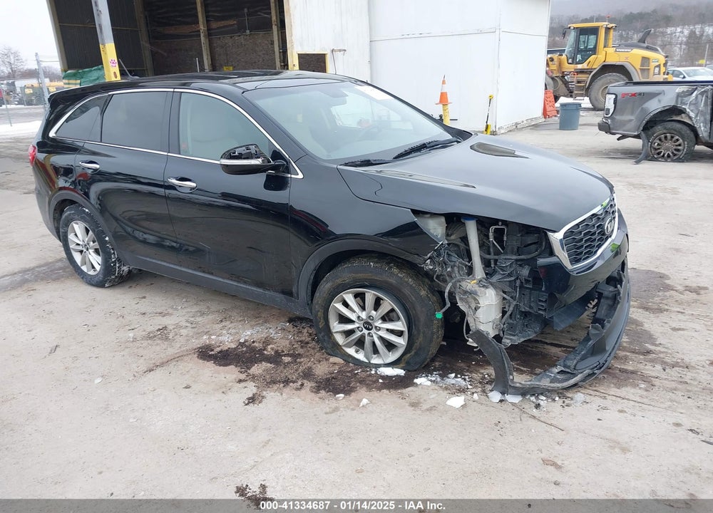 2019 KIA SORENTO 3.3L LX VIN: 5XYPG4A56KG483762