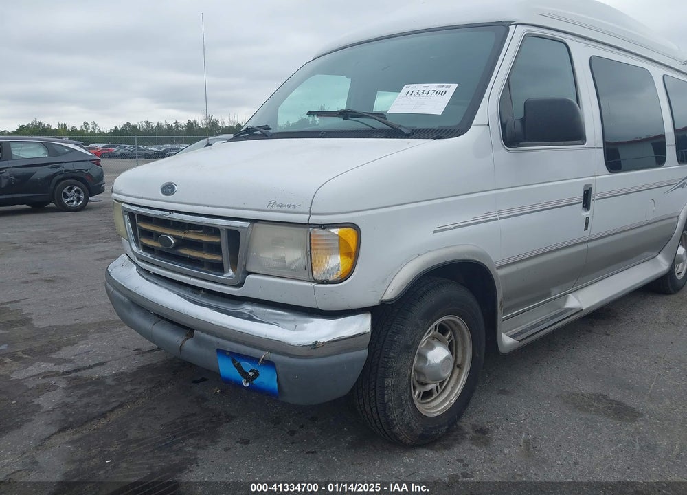 2000 FORD E-250 RECREATIONAL VIN: 1FDPE24L9YHA72792