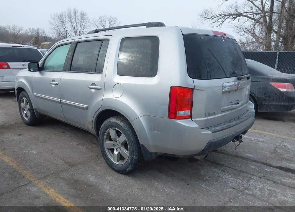2010 HONDA PILOT EX-L VIN: 5FNYF3H57AB021837