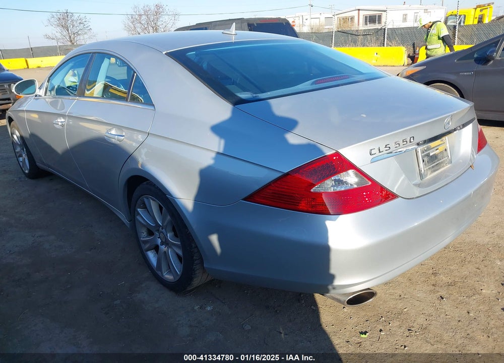 2007 MERCEDES-BENZ CLS 550 VIN: WDDDJ72X67A085051